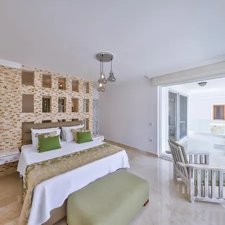 فيلة Kalkan Kisla Da Deniz E Yakin Tatil Villasi