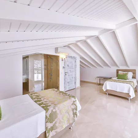 Kalkan Kisla Da Deniz E Yakin Tatil Villasi فيلة *